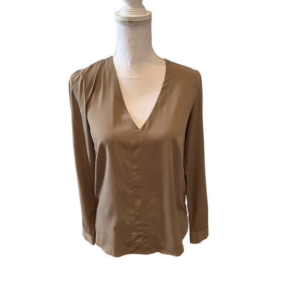 W118 Walter Baker Draped Back Blouse Top Taupe XS - Picture 1 of 8